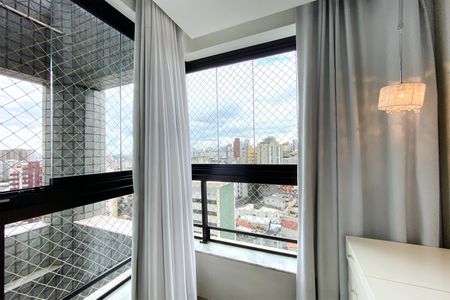 Apartamento à venda com 114m², 3 quartos e 2 vagasVaranda da Suite 1