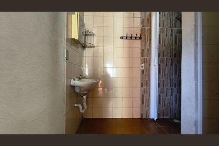 Banheiro de apartamento para alugar com 1 quarto, 25m² em Vila Clementino, São Paulo