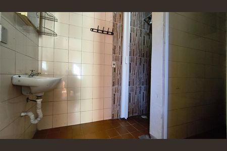 Banheiro de apartamento para alugar com 1 quarto, 25m² em Vila Clementino, São Paulo