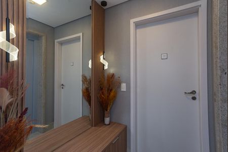 Apartamento à venda com 105m², 2 quartos e 2 vagasHall