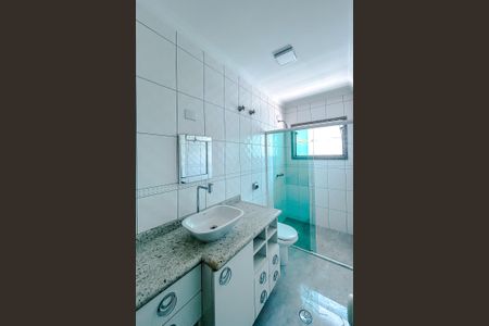 Casa para alugar com 180m², 3 quartos e 3 vagasBanheiro da Suíte 2