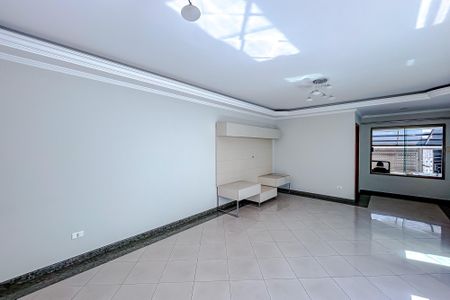 Casa para alugar com 180m², 3 quartos e 3 vagasSala