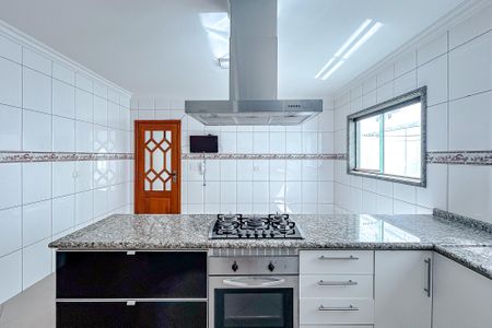 Casa para alugar com 180m², 3 quartos e 3 vagasCozinha - Armários