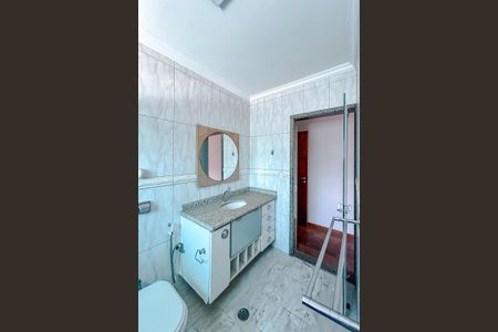 Casa para alugar com 180m², 3 quartos e 3 vagasBanheiro da Suíte 1