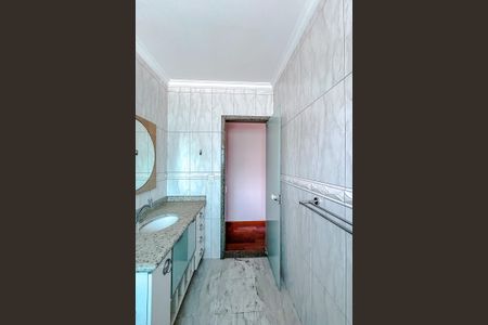 Casa para alugar com 180m², 3 quartos e 3 vagasBanheiro da Suíte 1