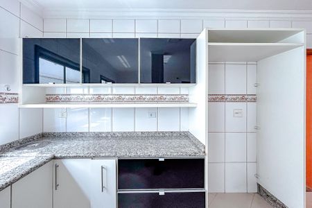 Casa para alugar com 180m², 3 quartos e 3 vagasCozinha - Armários