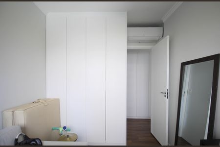 Apartamento à venda com 94m², 3 quartos e 2 vagasQuarto 2