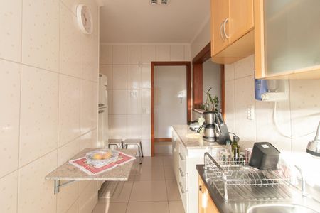 Apartamento à venda com 85m², 2 quartos e 1 vagaCozinha