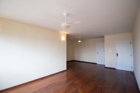 Sala de apartamento para alugar com 3 quartos, 130m² em Centro, Sorocaba