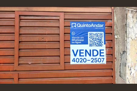 Casa à venda com 162m², 2 quartos e 2 vagas Casa à venda com 162m², 2 quartos e 2 vagasplaca