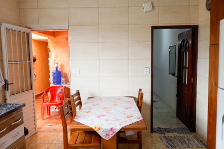 Casa à venda com 162m², 2 quartos e 2 vagasCozinha