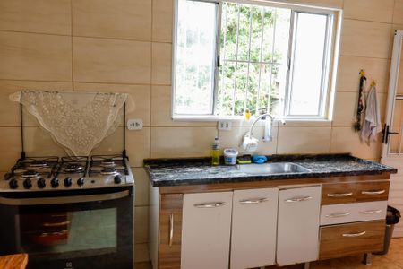 Casa à venda com 162m², 2 quartos e 2 vagas Casa à venda com 162m², 2 quartos e 2 vagasCozinha