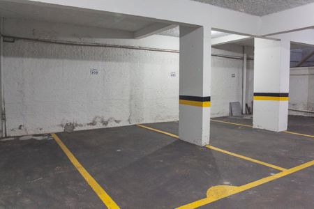 Apartamento para alugar com 43m², 1 quarto e 1 vaga Apartamento para alugar com 43m², 1 quarto e 1 vagaGaragem