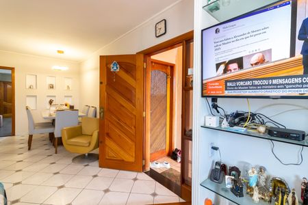 Sala de Estar de casa para alugar com 3 quartos, 188m² em Lauzane Paulista, São Paulo