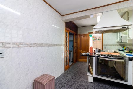 Casa para alugar com 188m², 3 quartos e 2 vagasCozinha