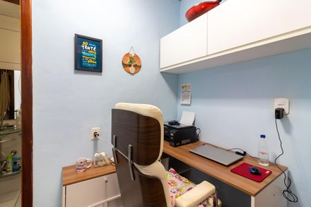 Casa para alugar com 188m², 3 quartos e 2 vagasEscritório