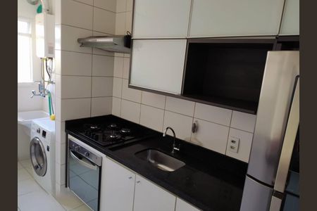 Apartamento para alugar com 57m², 2 quartos e 1 vaga Apartamento para alugar com 57m², 2 quartos e 1 vagaCozinha