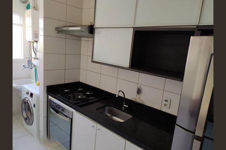 Apartamento para alugar com 57m², 2 quartos e 1 vaga Apartamento para alugar com 57m², 2 quartos e 1 vagaCozinha