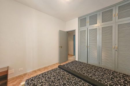 Apartamento para alugar com 250m², 4 quartos e 2 vagasQuarto 2