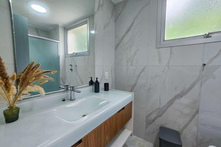 Apartamento para alugar com 250m², 4 quartos e 2 vagasbanheiro da suíte 2