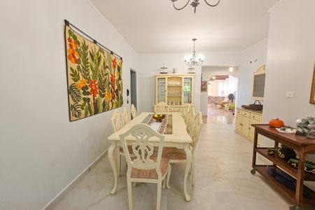 Apartamento para alugar com 250m², 4 quartos e 2 vagascozinha