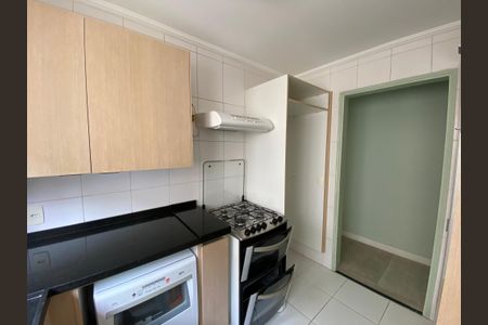 Apartamento para alugar com 96m², 2 quartos e 2 vagasCozinha