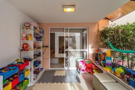 Casa de condomínio à venda com 210m², 3 quartos e 3 vagas Casa de condomínio à venda com 210m², 3 quartos e 3 vagasBrinquedoteca