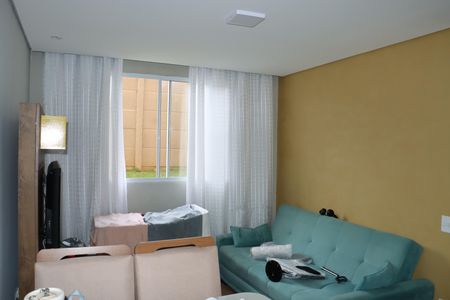 Apartamento para alugar com 2 quartos, 39m² em Jardim Petropolis, Cotia