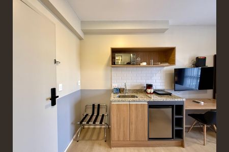 Studio para alugar com 22m², 0 quarto e sem vaga Studio para alugar com 22m², 0 quarto e sem vagaCozinha