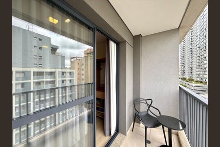 Studio para alugar com 22m², 0 quarto e sem vaga Studio para alugar com 22m², 0 quarto e sem vagaSacada