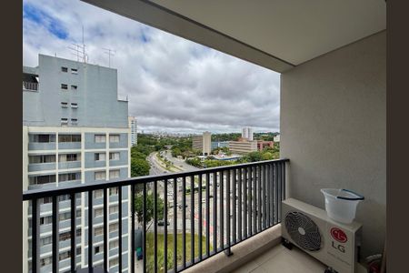 Sacada de kitnet/studio para alugar com 0 quarto, 22m² em Jardim das Acacias, São Paulo