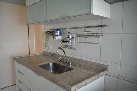 Apartamento à venda com 83m², 3 quartos e 2 vagasCozinha