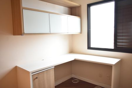 Apartamento à venda com 83m², 3 quartos e 2 vagasQuarto 2