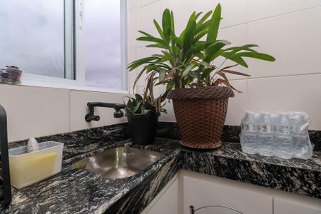 Apartamento para alugar com 50m², 2 quartos e 1 vaga Apartamento para alugar com 50m², 2 quartos e 1 vagaCozinha e Área de Serviço