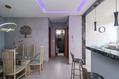 Sala de apartamento para alugar com 2 quartos, 50m² em Letícia, Belo Horizonte