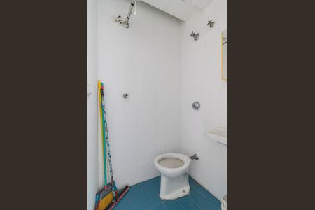 Apartamento à venda com 107m², 3 quartos e 1 vaga Apartamento à venda com 107m², 3 quartos e 1 vagaBanheiro de serviço