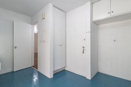 Apartamento à venda com 107m², 3 quartos e 1 vaga Apartamento à venda com 107m², 3 quartos e 1 vagaCozinha