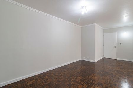 Apartamento à venda com 107m², 3 quartos e 1 vaga Apartamento à venda com 107m², 3 quartos e 1 vagaSala