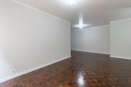 Apartamento à venda com 107m², 3 quartos e 1 vaga Apartamento à venda com 107m², 3 quartos e 1 vagaSala