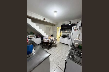 Cozinha de casa à venda com 1 quarto, 150m² em Vila Ponte Rasa, São Paulo