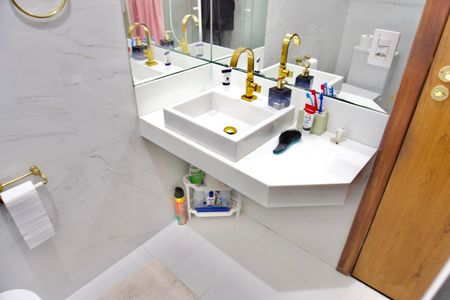 Casa à venda com 220m², 3 quartos e 3 vagasBanheiro