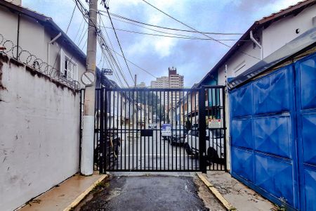 Casa de condomínio à venda com 103m², 2 quartos e 2 vagasFachada - Plaquinha