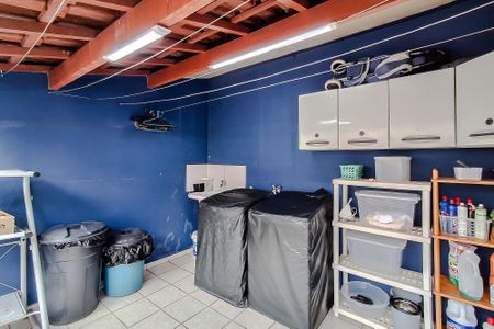 Casa de condomínio à venda com 103m², 2 quartos e 2 vagasÁrea de Serviço