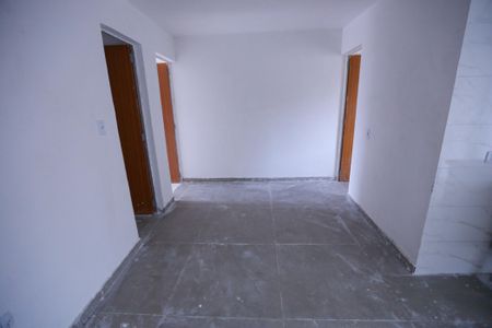 Sala de casa para alugar com 3 quartos, 48m² em Vila Pereira Cerca, São Paulo