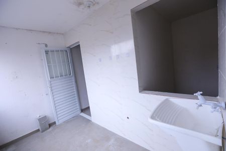 Casa para alugar com 48m², 3 quartos e 1 vaga Casa para alugar com 48m², 3 quartos e 1 vagaÁrea de Serviço