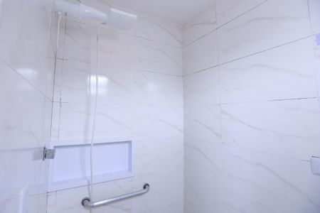 Casa para alugar com 48m², 3 quartos e 1 vaga Casa para alugar com 48m², 3 quartos e 1 vagaBanheiro