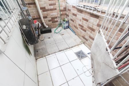 Apartamento para alugar com 56m², 2 quartos e sem vaga Apartamento para alugar com 56m², 2 quartos e sem vagaQuintal