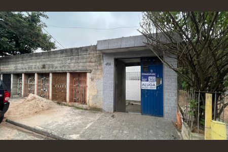 Apartamento para alugar com 56m², 2 quartos e sem vaga Apartamento para alugar com 56m², 2 quartos e sem vagaFachada