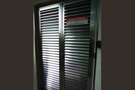 Apartamento à venda com 78m², 2 quartos e 1 vaga Apartamento à venda com 78m², 2 quartos e 1 vagaBicicletário