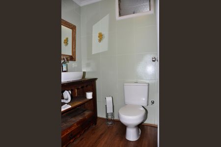 Apartamento à venda com 78m², 2 quartos e 1 vaga Apartamento à venda com 78m², 2 quartos e 1 vagaDetalhe - Banheiro Social com Banheira